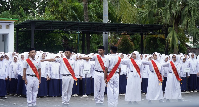 PERINGATI BULAN BAHASA, MADRASAH ADAKAN FESTIVAL LITERASI